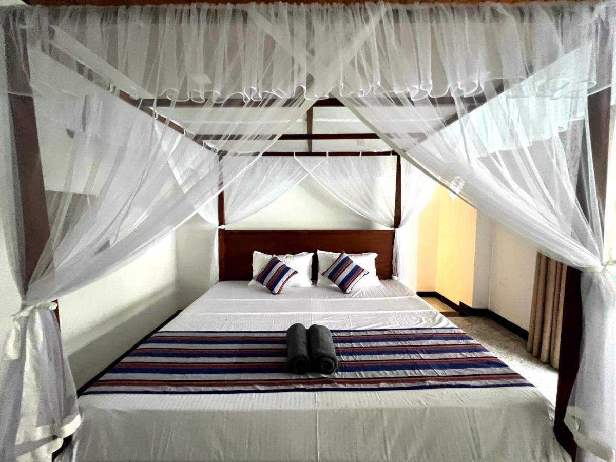 Mango Tree House Mirissa Hotel ภายนอก รูปภาพ